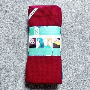 NWT set of 8 microfiber cloths with corner tags